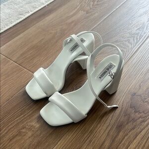 Steve Madden White Sandal Heel